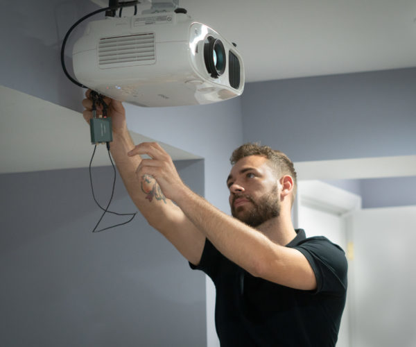 Instaling projector on wall